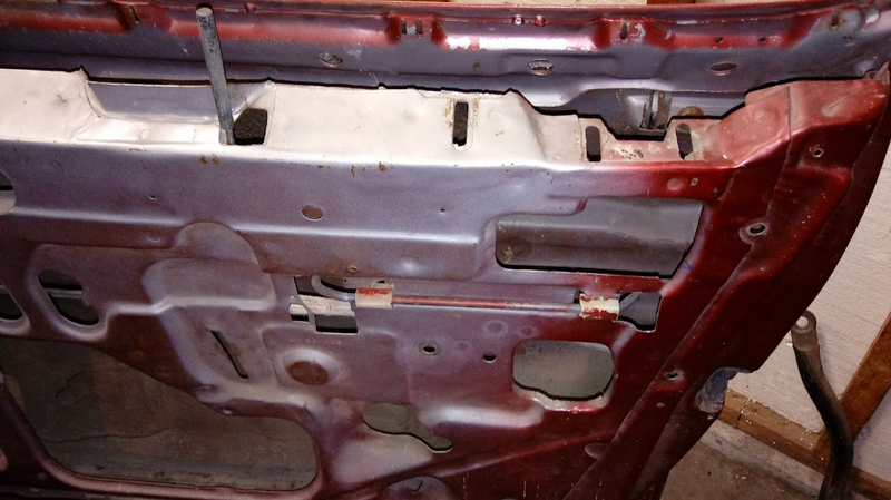 Illustration for article titled Latches? WE DON'T NEED NO STINKIN' LATCHES! Trans Am Moving Plan Day 12